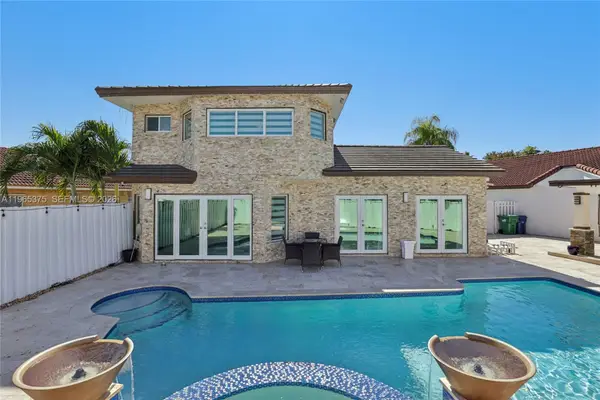 6173 NW 181st Terr Cir N, Hialeah, FL 33015