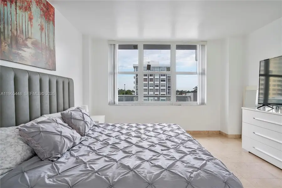 5601 Collins Ave #423, Miami Beach, FL 33140 - #3