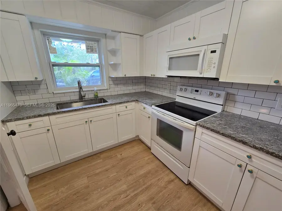 4000 Greenwood Ave, West Palm Beach, FL 33407 - #2