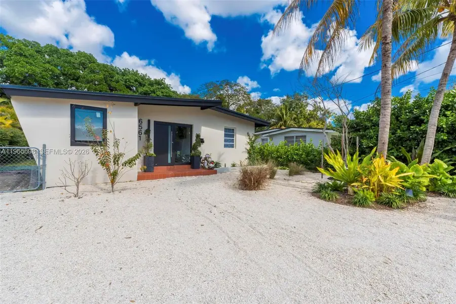 6561 SW 34th St, Miami, FL 33155 - #2