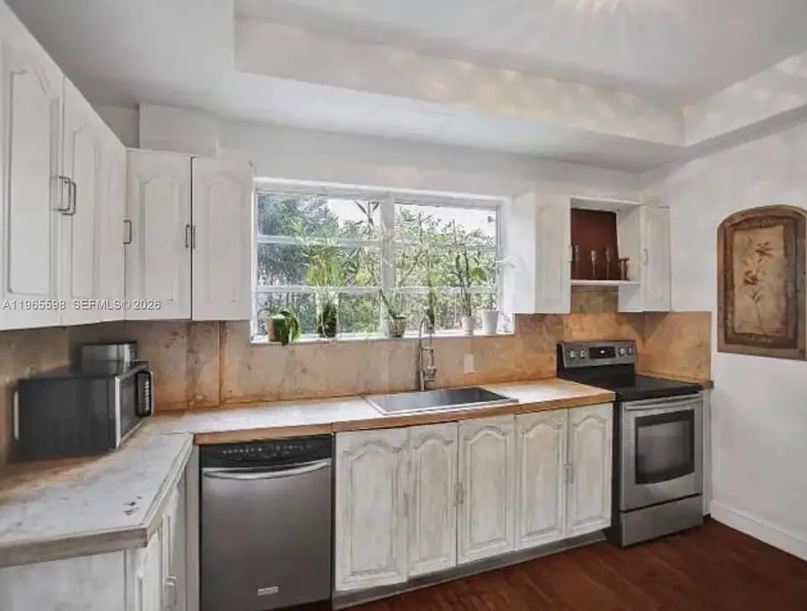 1107 Alhambra Cir, Coral Gables, FL 33134 - #2