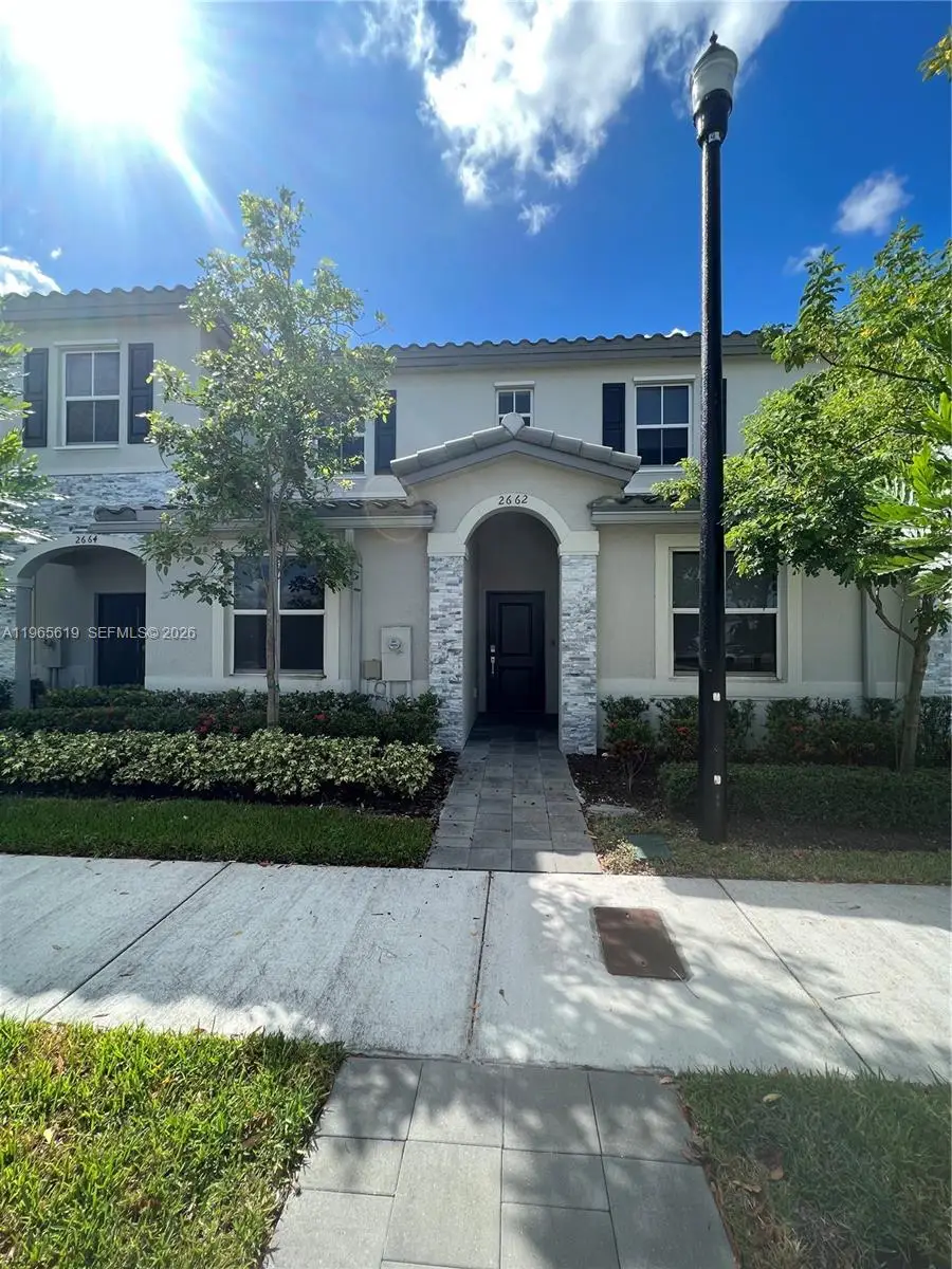 2672 SE 19th St, Homestead, FL 33035 - #1