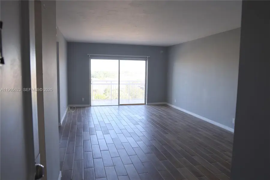 Address Withheld By Seller, Miami, FL 33021 - #2
