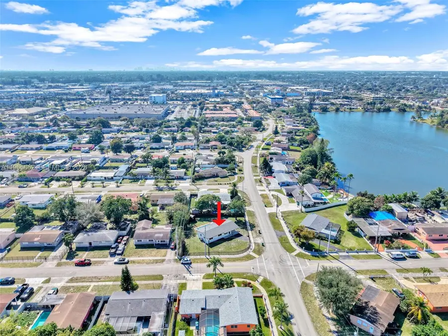 1370 NW 173rd Ter, Miami Gardens, FL 33169 - #3