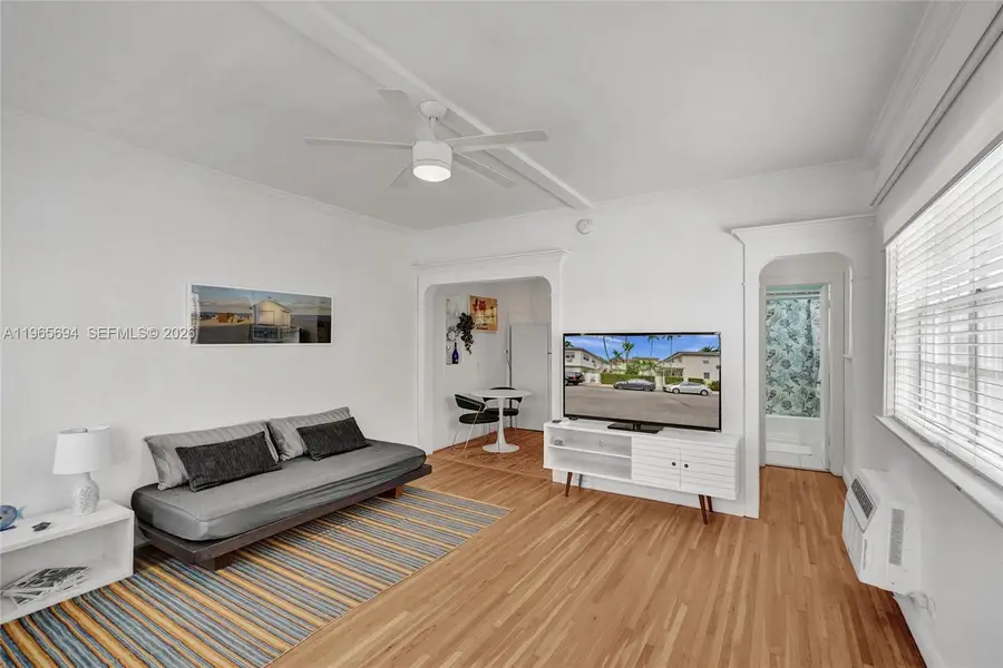 717 Espanola Way #204, Miami Beach, FL 33139 - #2