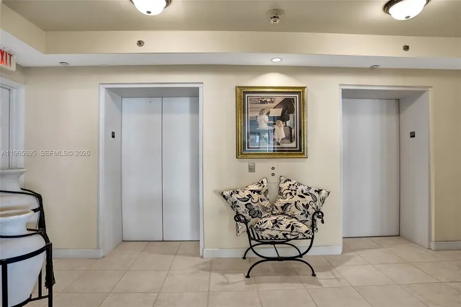 301 N Birch Rd #8N, Fort Lauderdale, FL 33304 - #3