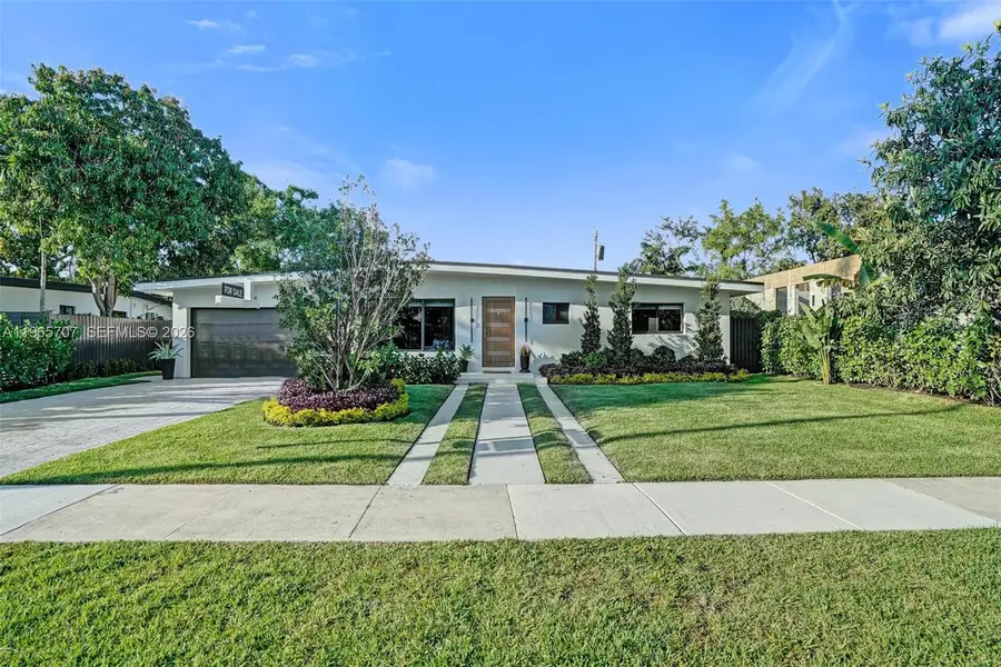 1941 NE 186th Dr, North Miami Beach, FL 33179 - #2