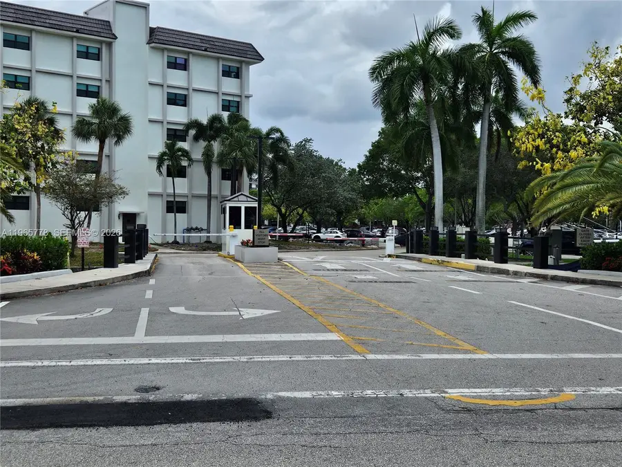 1101 River Reach Dr #418, Fort Lauderdale, FL 33315 - #3