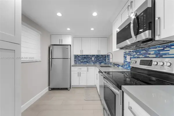 8045 SW 107th Ave #303, Miami, FL 33173