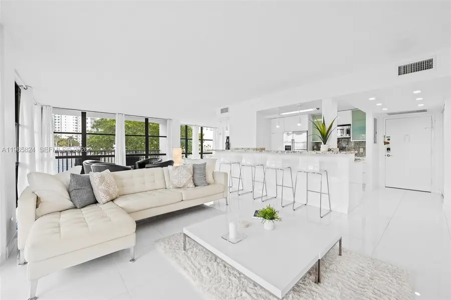 800 Parkview Dr #221, Hallandale Beach, FL 33009 - #2