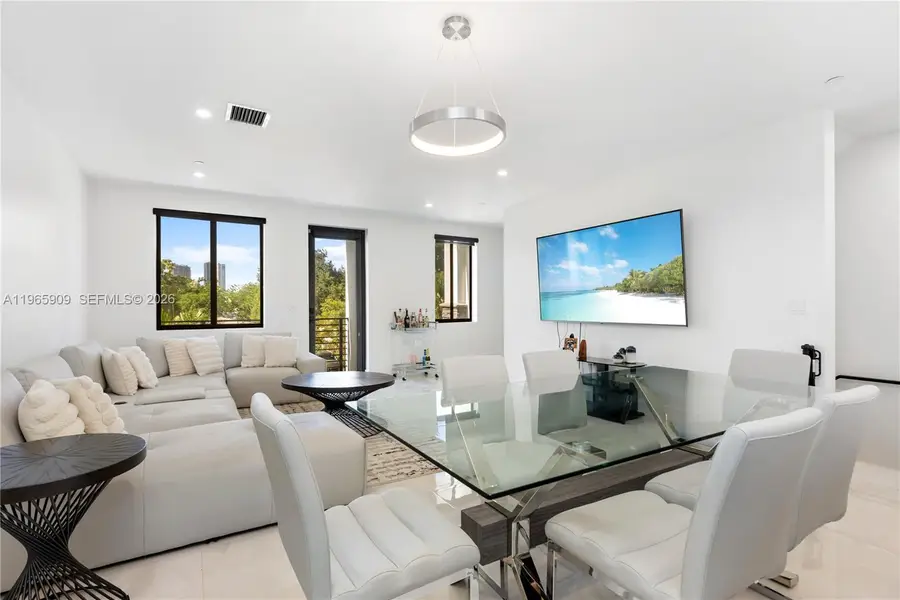 436 SE 12th Ct, Fort Lauderdale, FL 33316 - #3