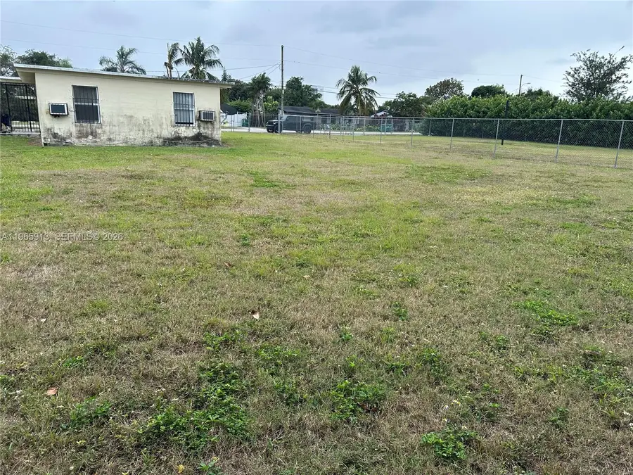 11815 SW 213th St, Miami, FL 33177 - #2