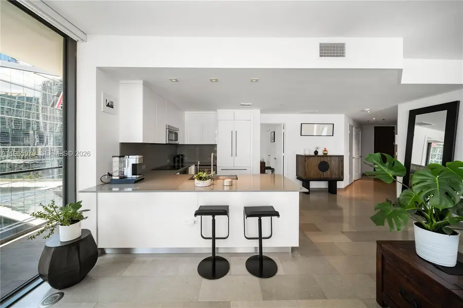 68 SE 6th St #1201, Miami, FL 33131 - #2