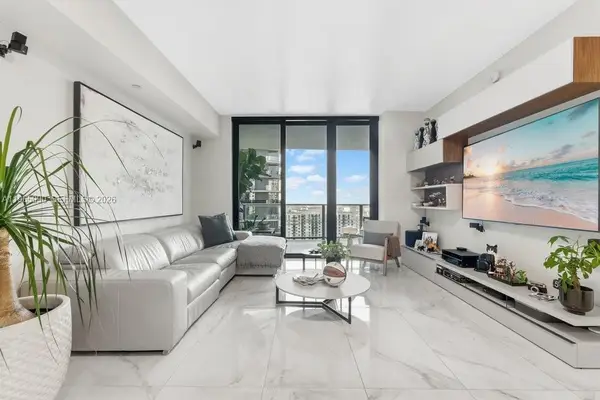 1010 Brickell Ave #4011, Miami, FL 33131