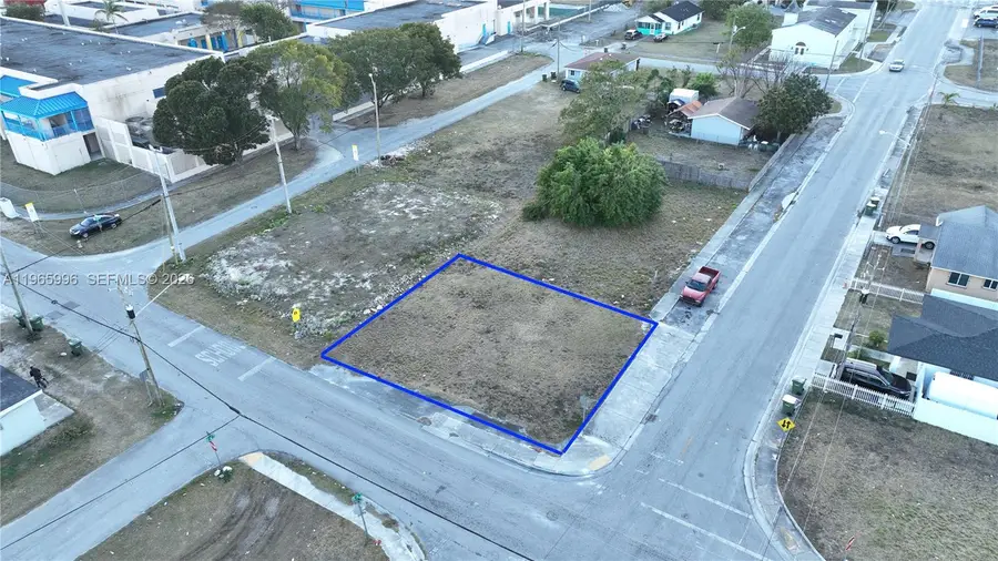 402 SW 6th St, Homestead, FL 33030 - #3