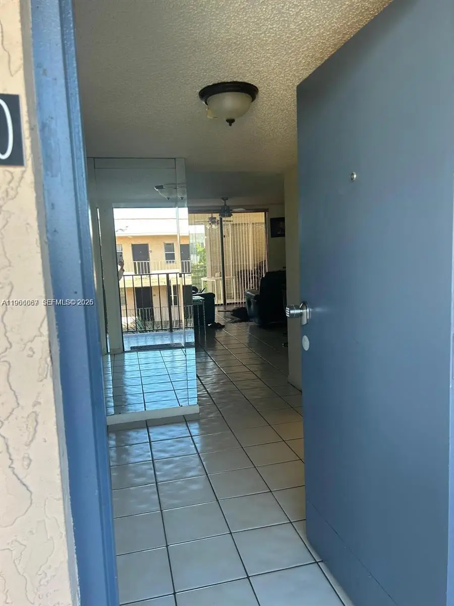 2840 Somerset Dr #400M, Lauderdale Lakes, FL 33311 - #3
