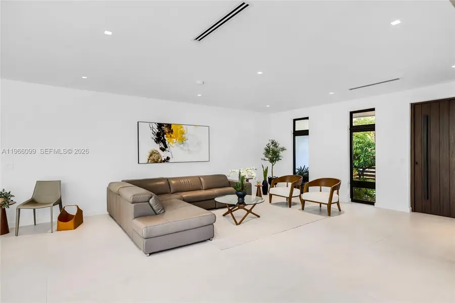 300 NE 48th St, Miami, FL 33137 - #3