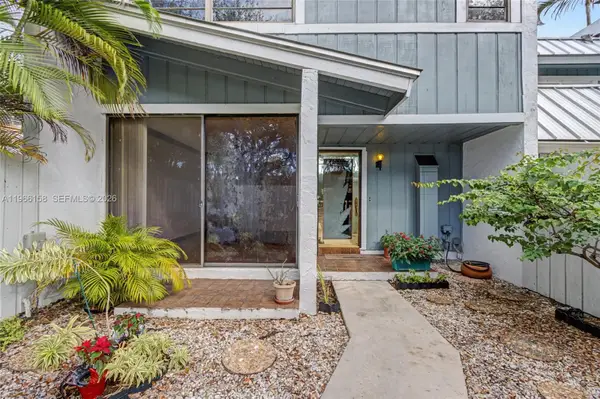 7123 SW 53rd Ln, Miami, FL 33155