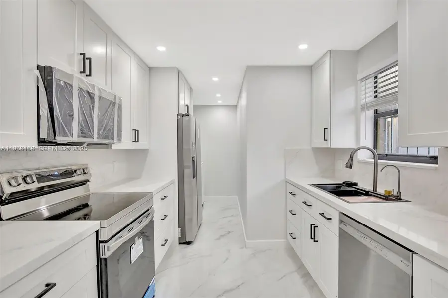 3916 NW 207th St Rd, Miami Gardens, FL 33055 - #2