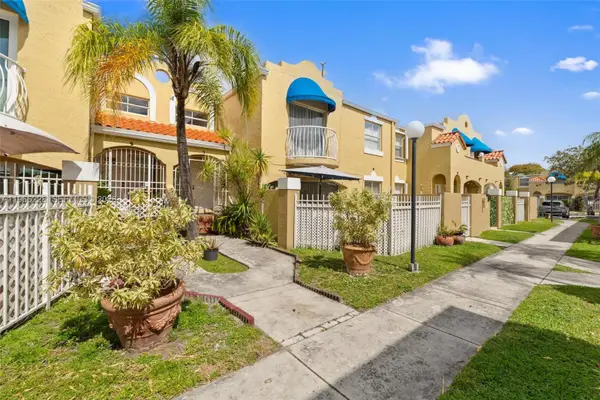 415 NW 85th Pl #1707, Miami, FL 33126