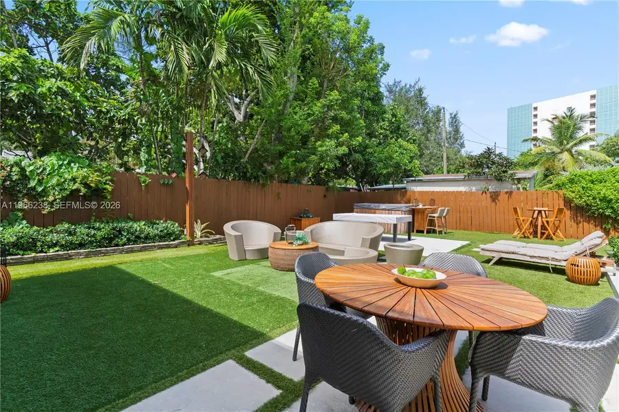 221 NE 44th St, Miami, FL 33137 - #3