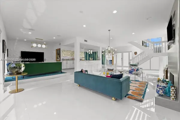 22818 El Dorado Dr, Boca Raton, FL 33433