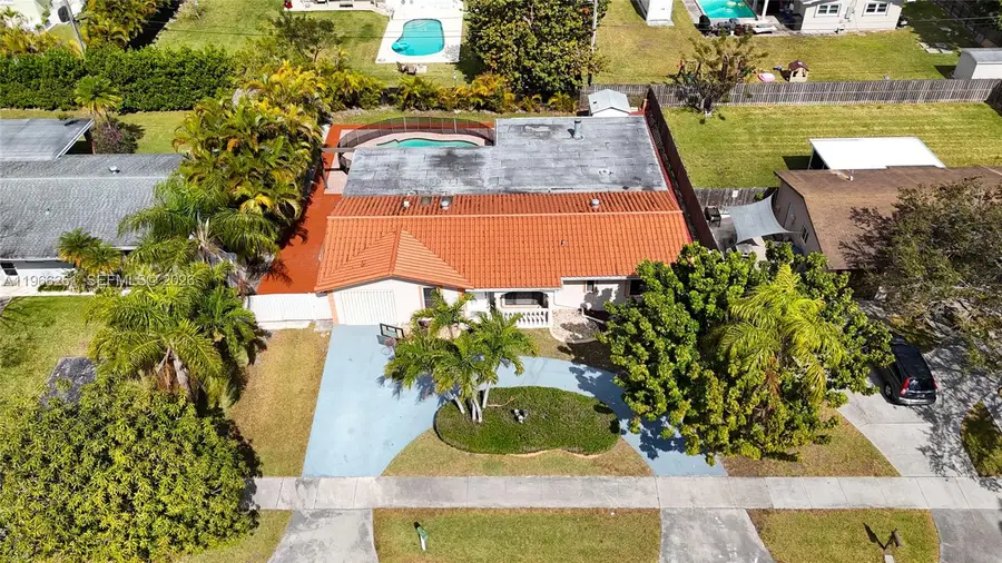 9131 SW 178th Ter, Palmetto Bay, FL 33157 - #2