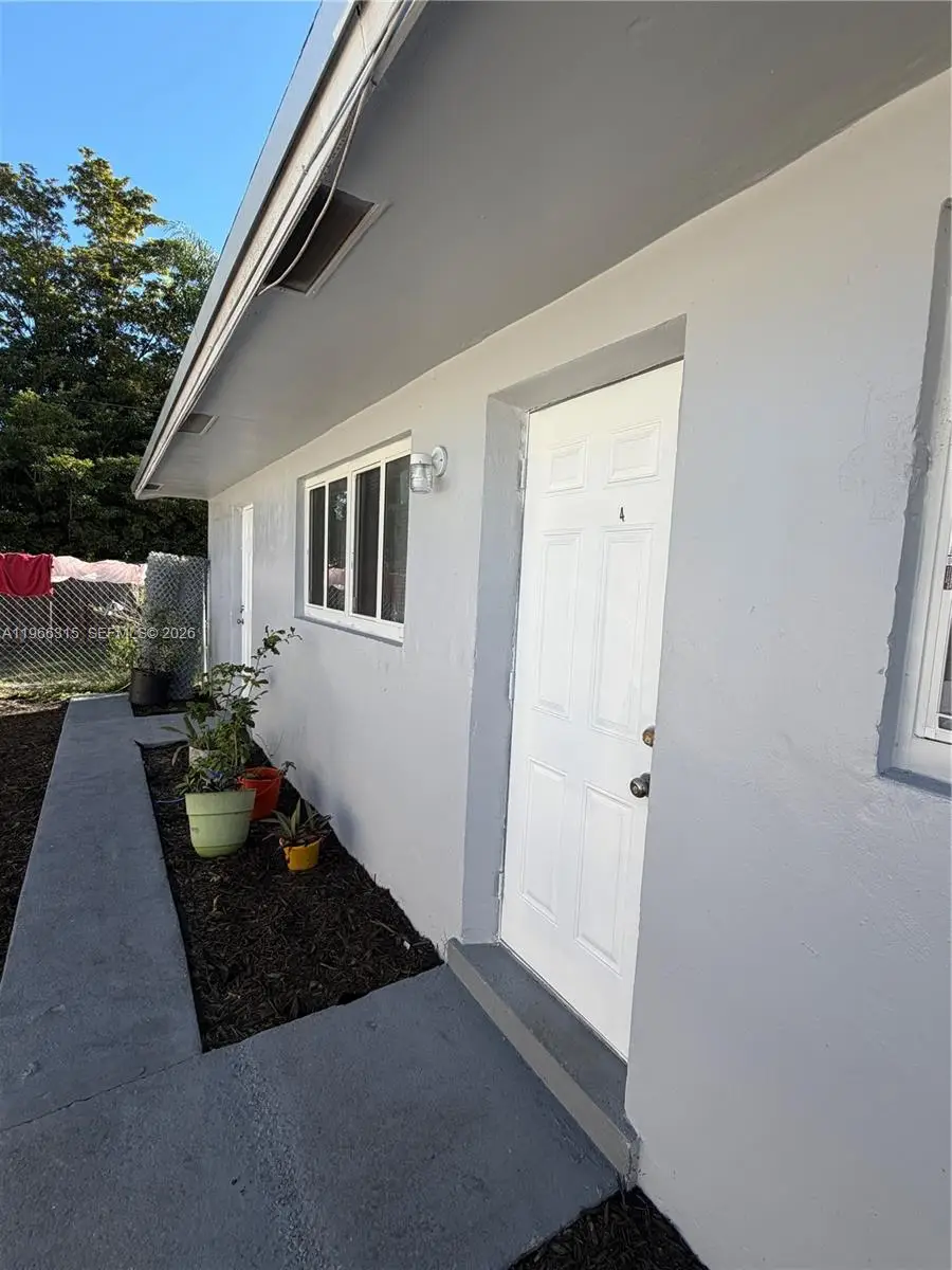 1028 NW 3rd Ave, Fort Lauderdale, FL 33311 - #2