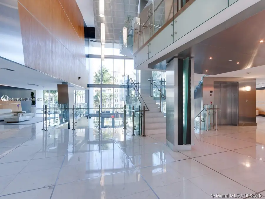 Address Withheld By Seller, Miami, FL 33180 - #3