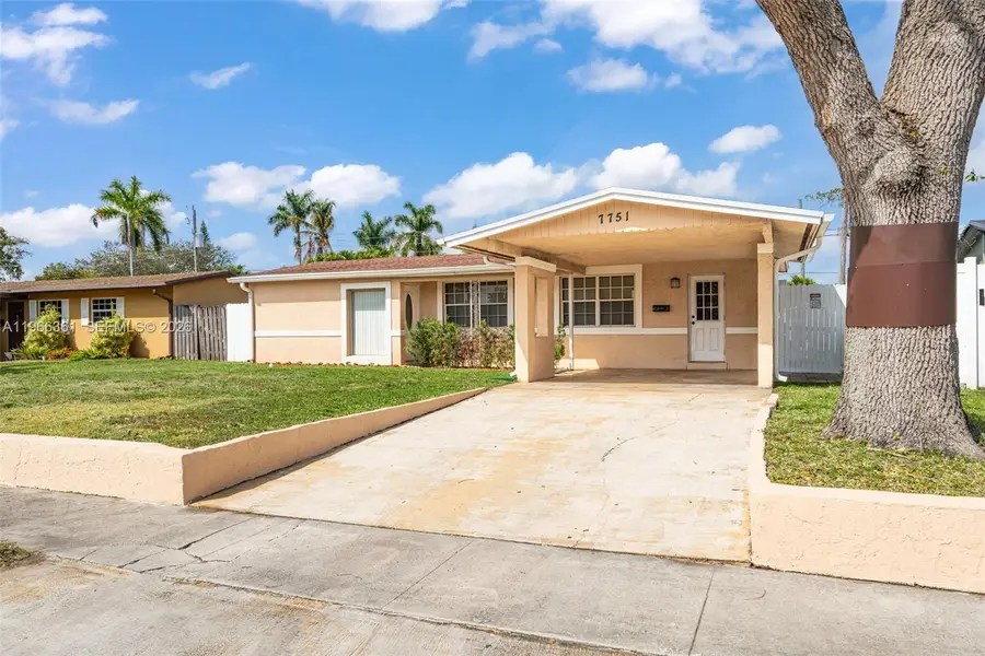 7751 NW 32nd St, Davie, FL 33024 - #2