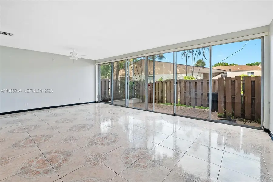 833 NW 82nd Ave #6, Plantation, FL 33324 - #3