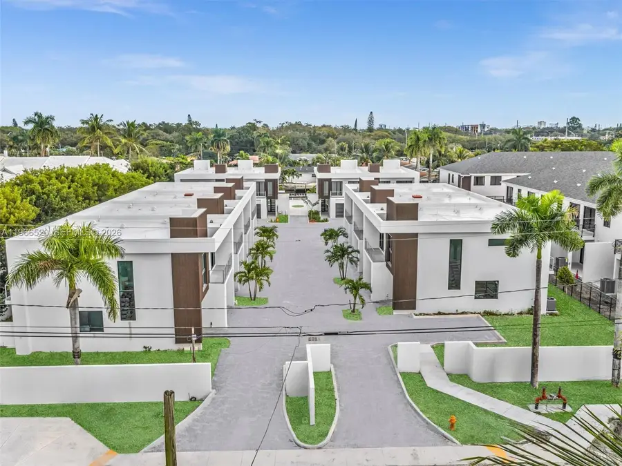 4632 SW 32nd Ave #C1, Dania Beach, FL 33312 - #2