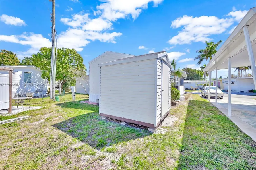 8701 SW 17th Ct, Davie, FL 33324 - #3