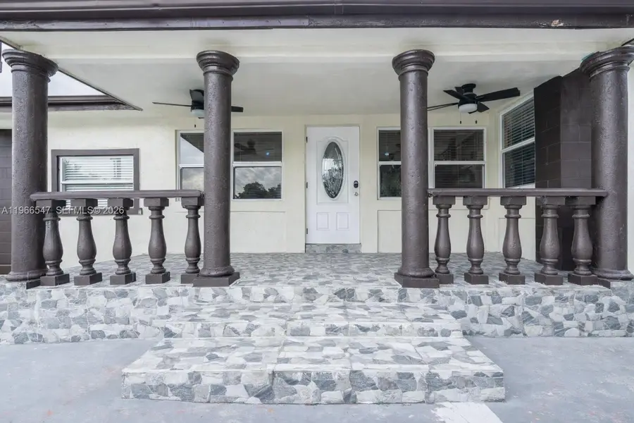 65 NW 118th St, Miami, FL 33168 - #2