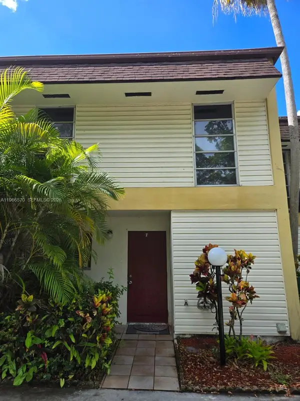 3320 Simms St, Hollywood, FL 33021