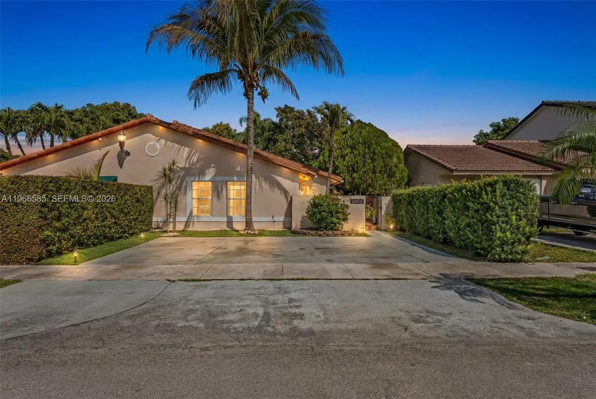 14813 SW 81st St #A, Miami, FL 33193 - #1