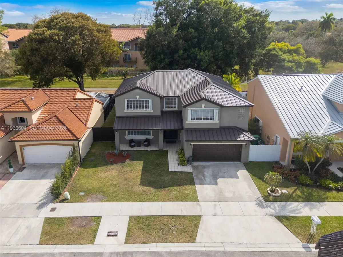 15416 SW 99th Ln, Miami, FL 33196 - #1
