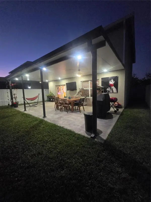 613 NE 5th Way, Florida City, FL 33034