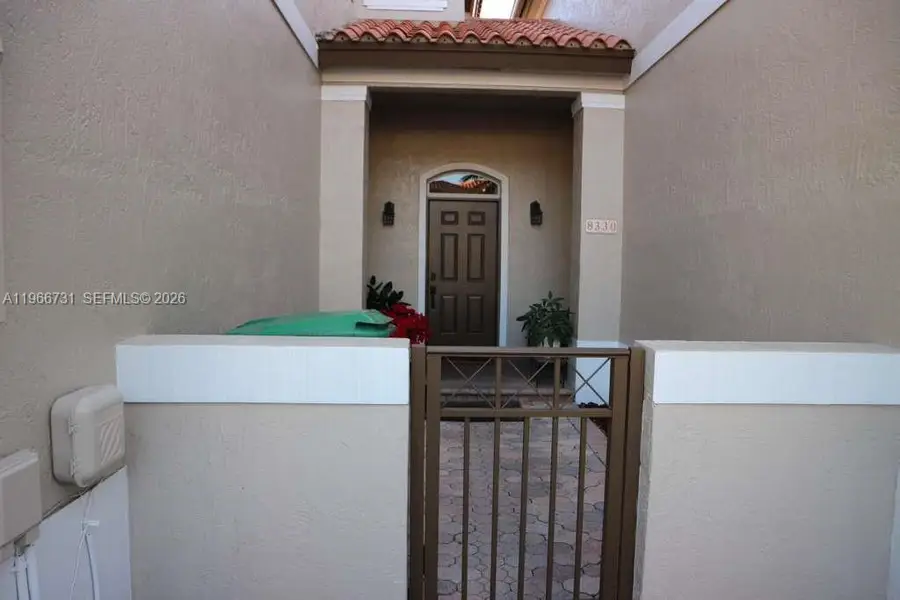 8330 NW 143rd Ter, Miami Lakes, FL 33016 - #3