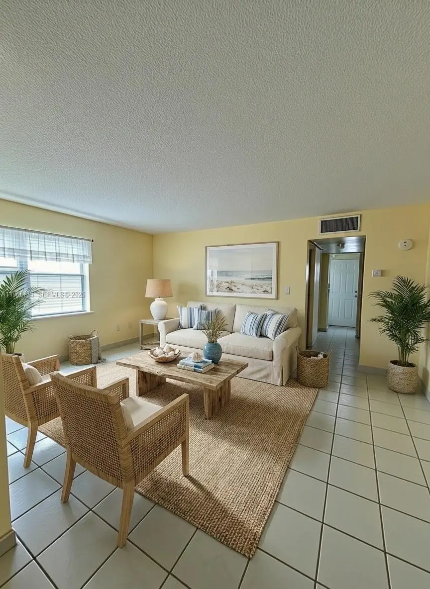 326 Ocean Dr #4, Miami Beach, FL 33139 - #3