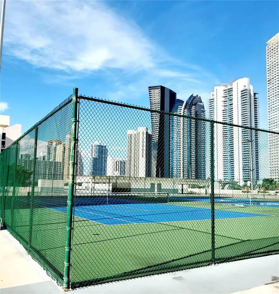 17021 N Bay Rd #324, Sunny Isles Beach, FL 33160 - #2