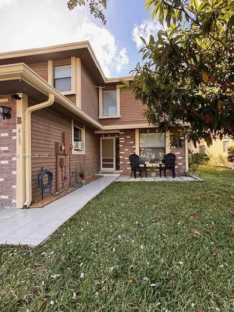 6183 Pine Tree Ln Unit B, Tamarac, FL 33319 - #2