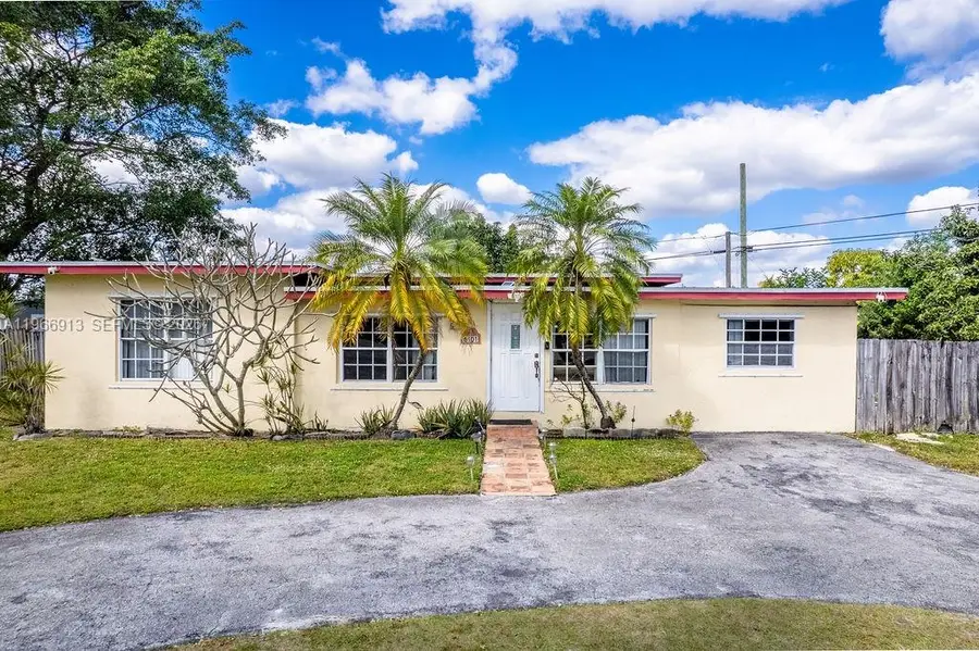 6101 Flagler St, Hollywood, FL 33023 - #3