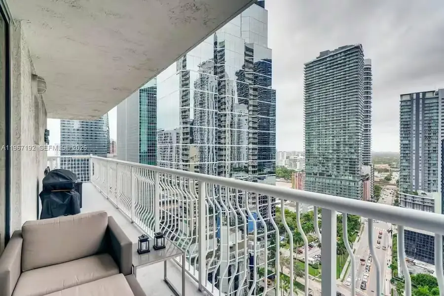 1200 Brickell Bay Dr #3923, Miami, FL 33131 - #3