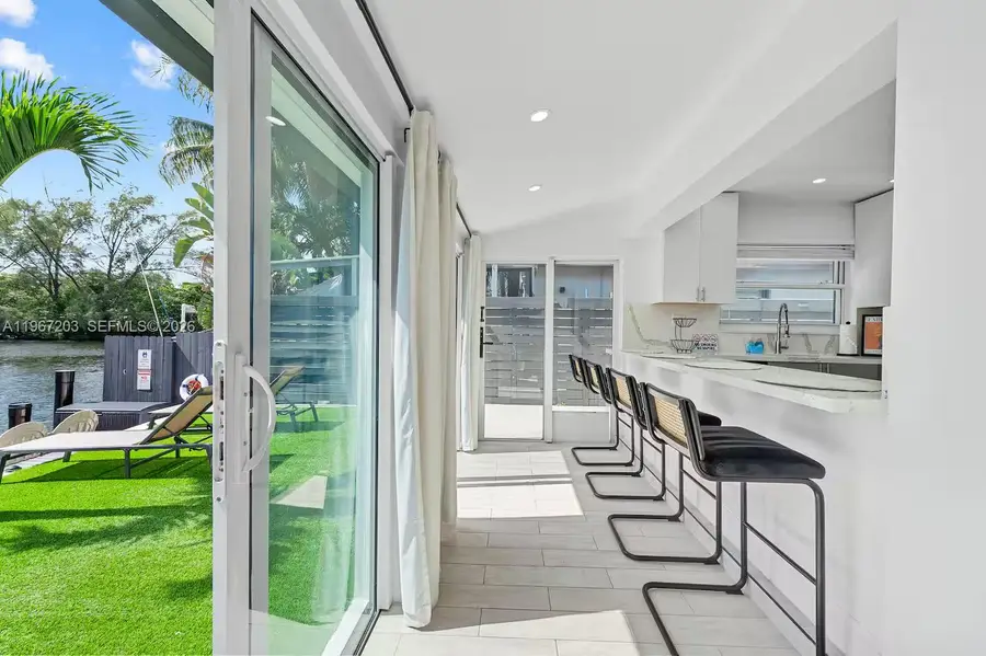 1469 NW 10th St, Dania Beach, FL 33004 - #2