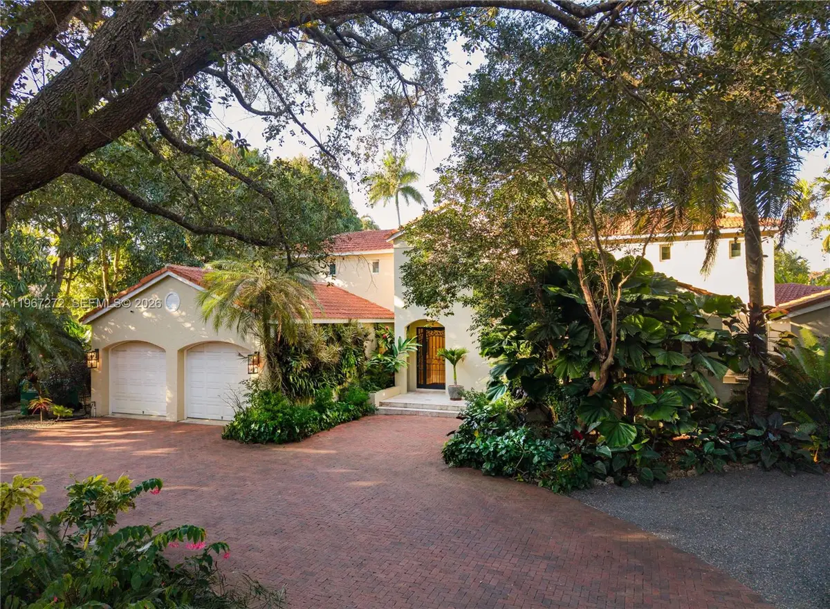 4867 SW 82nd St, Miami, FL 33143 - #1