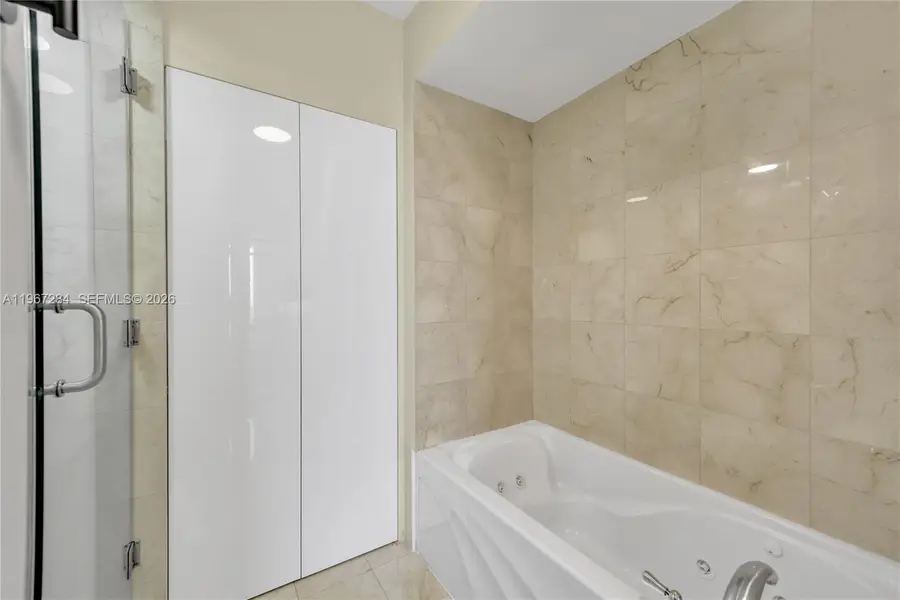 Address Withheld By Seller, Miami Beach, FL 33141 - #3