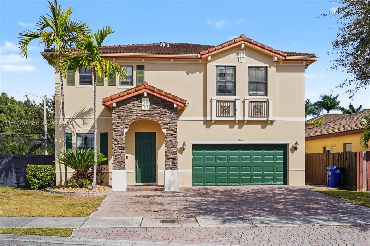 16673 SW 44th St, Miami, FL 33185 - #1