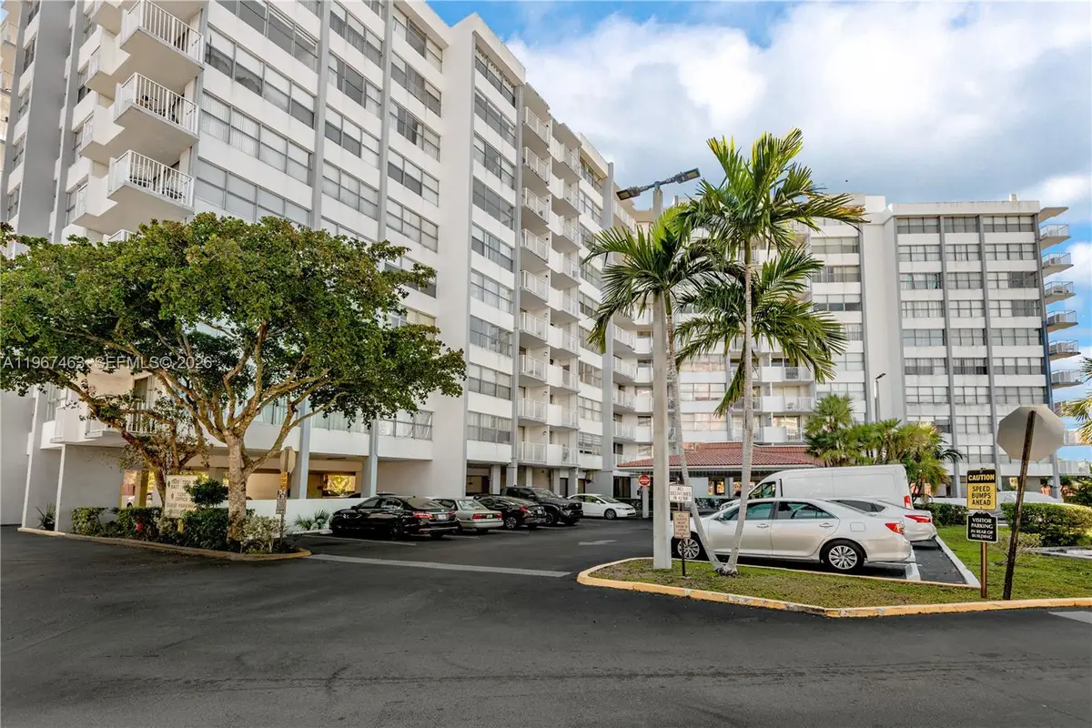 1200 NE Miami Gardens Dr #905W, Miami, FL 33179 - #1