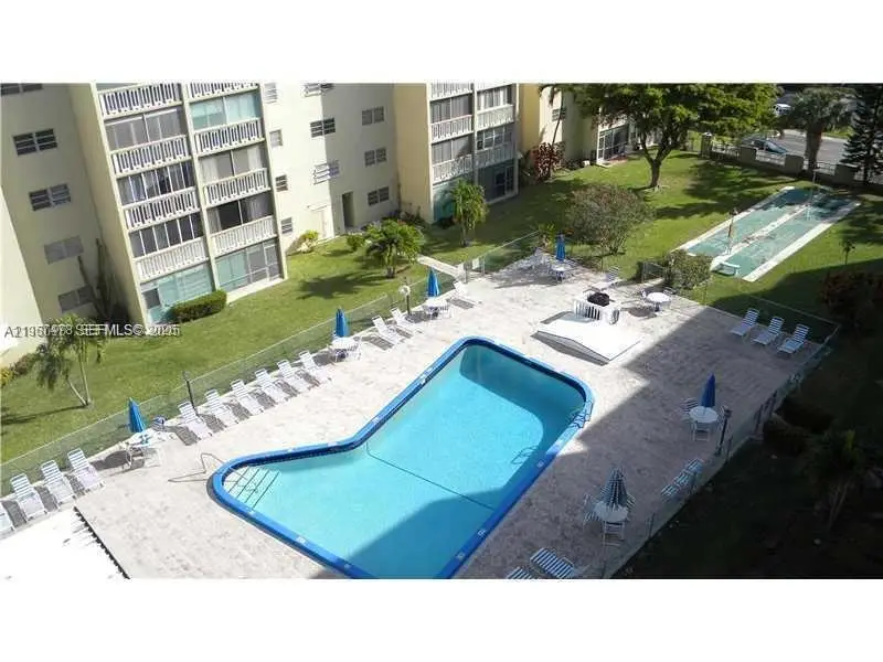 301 NE 14th Ave #702, Hallandale Beach, FL 33009 - #3